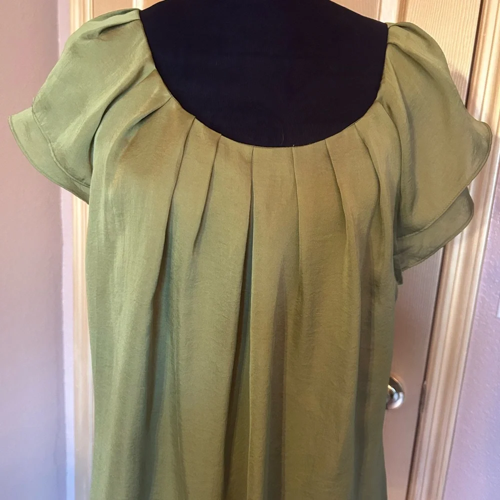 Violet & Claire Olive Blouse - Picture 2 of 4